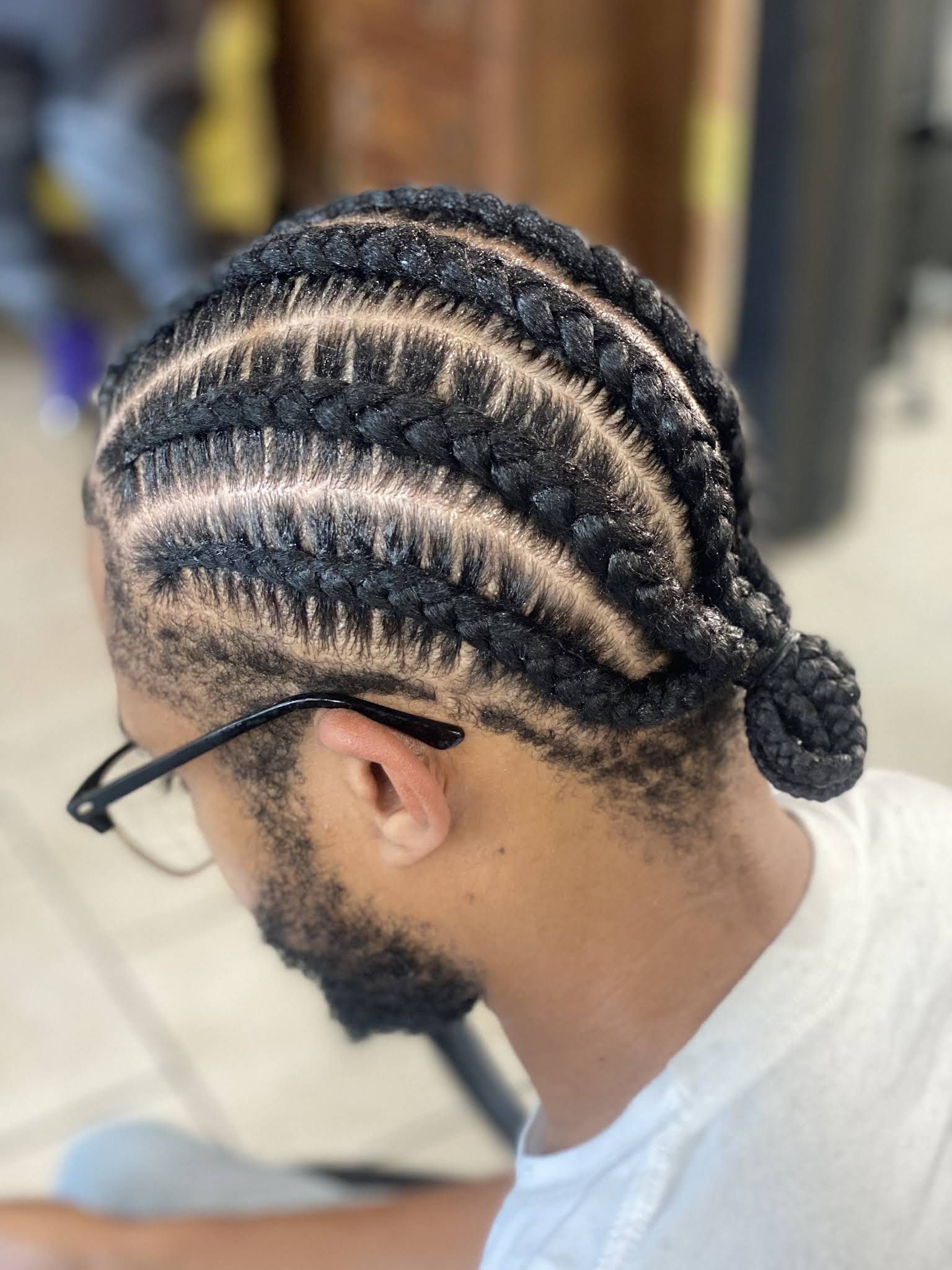 Hair by Les gallery photo